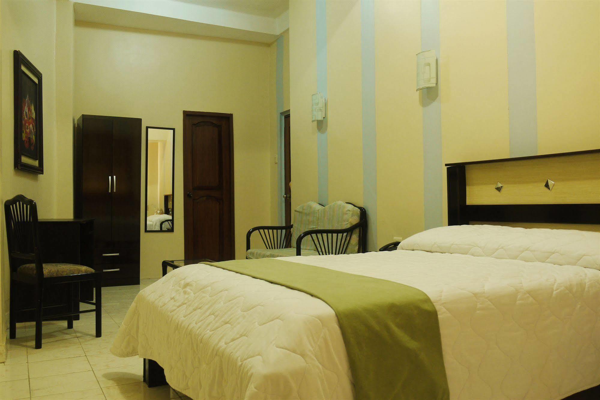 Atlantic Suites Hotel Guayaquil Kültér fotó